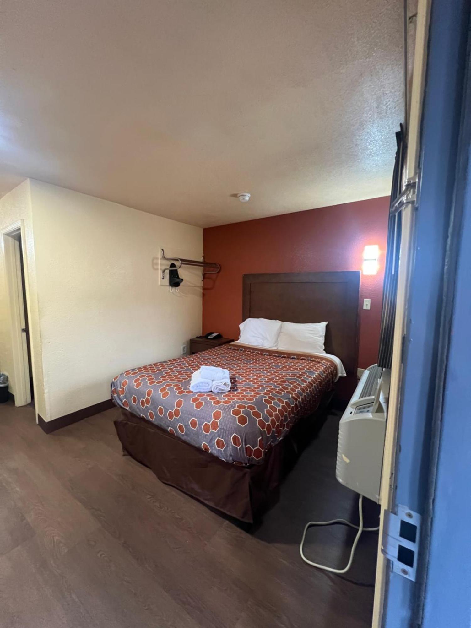 Rodeway Inn & Suites East Nueva Orleans Exterior foto